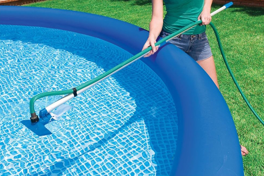How to Vacuum an Above Ground Pool