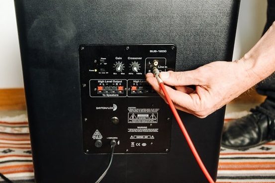 How to Connect a Subwoofer to an Old Amplifier?